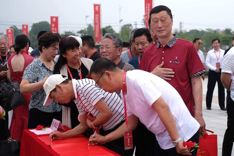 推動海峽兩岸賞石文化交流 漳州干得漂亮