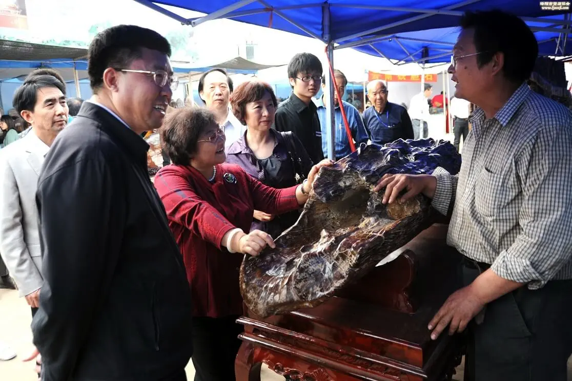 2018中國（洛陽）賞石文化藝術展暨交易會邀請函