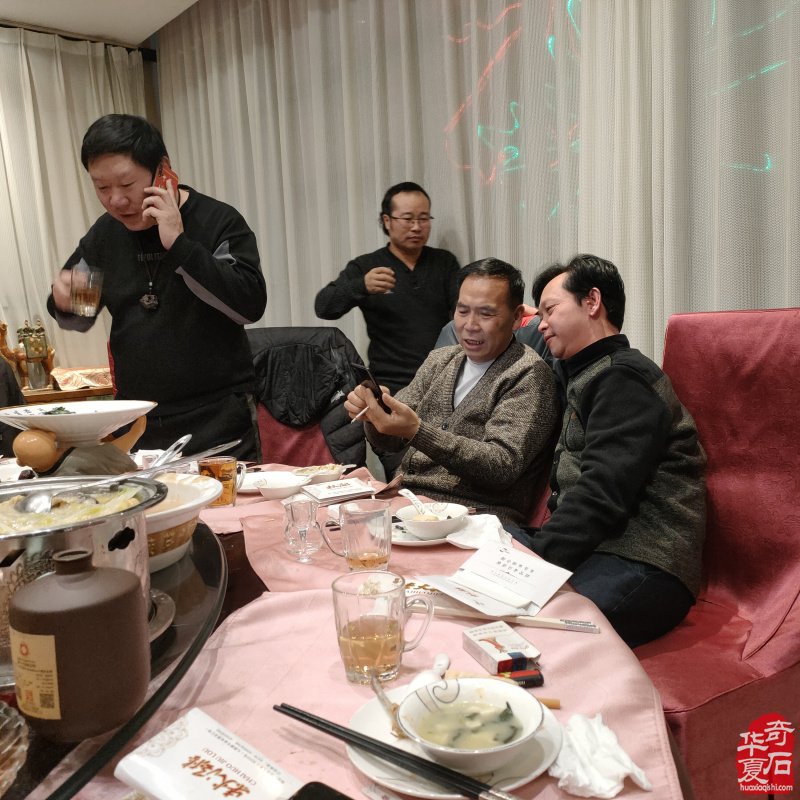 弘揚傳承石文化 石友歡聚洛陽城（圖）