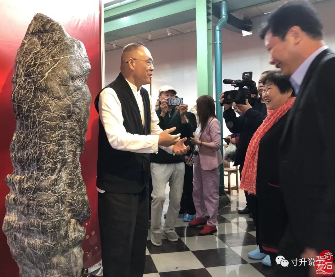 “展臺搭好、橫幅掛上、鑼鼓敲響”，杭州第四屆賞石展萬事俱備只等您光臨